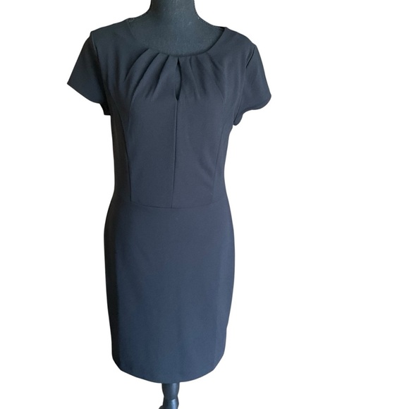 Banana Republic Petite Black Sheath Dress 8P NWT - Picture 1 of 7